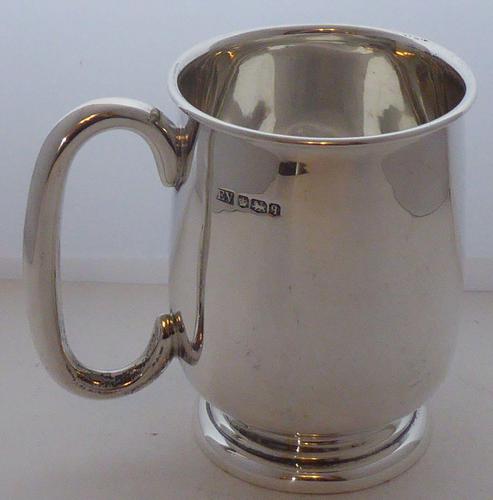 1933 Hallmarked Solid Silver 1/2 Half Pint Tankard Christening Mug E Viner (1 of 8)