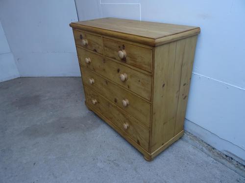 Superb Victorian Large Antique Pine 5 Drawer Chest of Drawers (1 of 8)