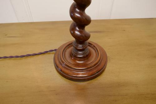 Lovely Oak Turned Barley Twist Table Lamp (1 of 4)