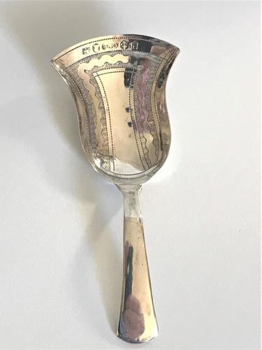 Fine Georgian Regency Silver Caddy Spoon (1 of 4)