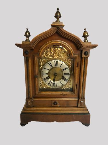 Antique Victorian Walnut Mantle Clock (1 of 5) Antique Victorian Walnut Mantle Clock (1 of 5)