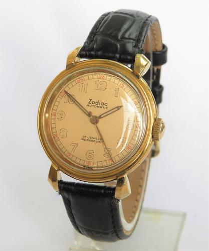 Gents 1940s Zodiac Strong Bumper Automatic Wrist Watch (1 of 5)