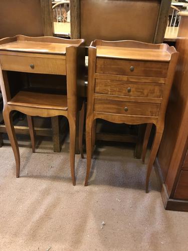 A Clean Pair of French Walnut Bedside Cabinets (1 of 8)