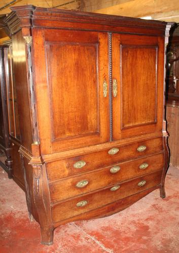1800's Dutch Mahogany Bombee Base Linen Press (1 of 6) 1800's Dutch Mahogany Bombee Base Linen Press (1 of 6)