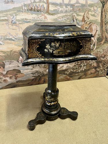 19th Century Lacquered Hand Painted Box on Stand (1 of 10) 19th Century Lacquered Hand Painted Box on Stand (1 of 10)