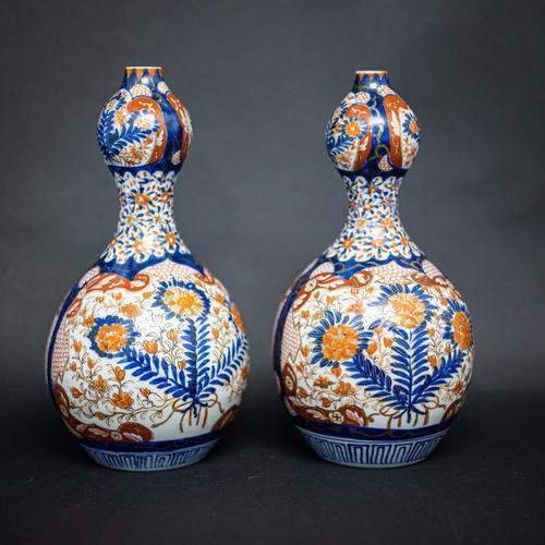 Pair of 19th Century Imari Vases (1 of 8) Pair of 19th Century Imari Vases (1 of 8)