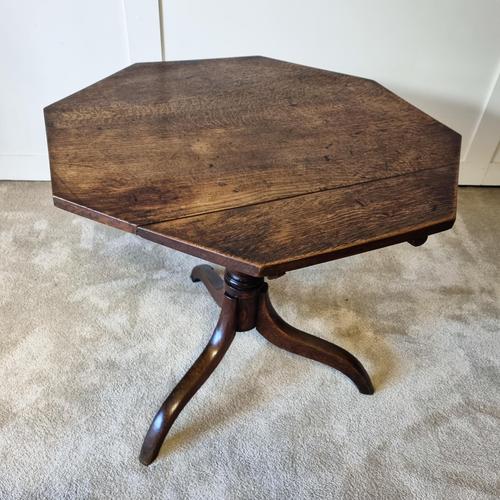 19th Century Hexagonal Oak Tilt Top Table (1 of 11)