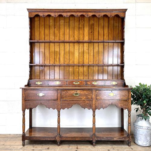 Antique Welsh Oak Pot Board Dresser (1 of 10)