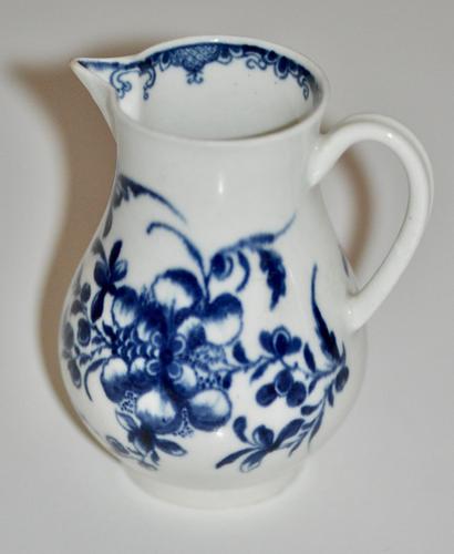 Worcester Sparrow-Beak Jug - 'Mansfield' Pattern c1770 / 1790 (1 of 8) Worcester Sparrow-Beak Jug - 'Mansfield' Pattern c1770 / 1790 (1 of 8)