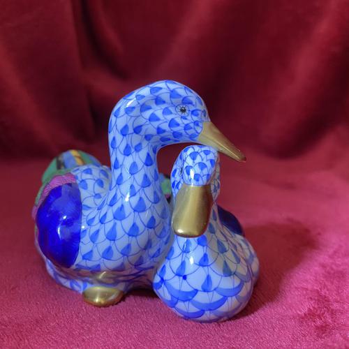 Herend Blue Fishnet Pattern Model of Two Ducks (1 of 6)