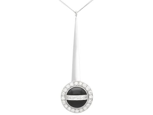 Onyx & 0.72ct Diamond, Platinum Pendant - Art Deco c.1930 (1 of 9) Onyx & 0.72ct Diamond, Platinum Pendant - Art Deco c.1930 (1 of 9)