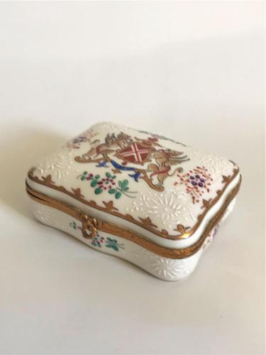 Unusual Dunhill Ceramic Cigarette Box (1 of 7)