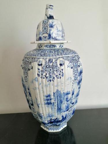 Imposing 19th Century Dutch Delft Blue & White Vase & Cover (1 of 15) Imposing 19th Century Dutch Delft Blue & White Vase & Cover (1 of 15)