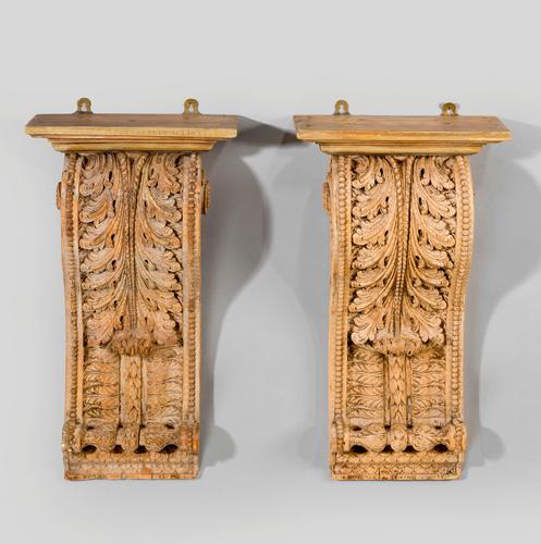 Pair of Early 19th Century Brackets (1 of 6) Pair of Early 19th Century Brackets (1 of 6)