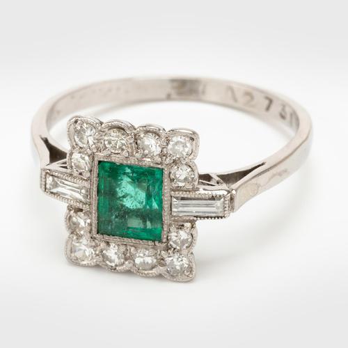 Art Deco Emerald & Diamond Cluster Engagement Ring c.1930 (1 of 7)