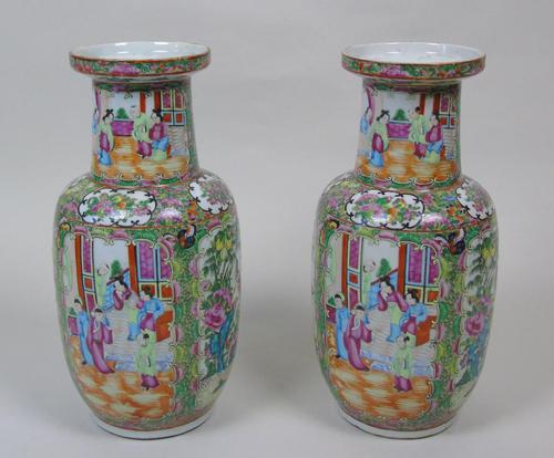 Good Large Pair of Chinese Famille Rose Rouleau Vases 19th Century (1 of 11)