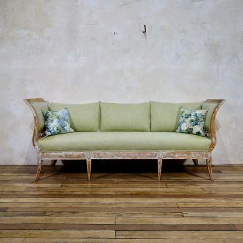 Elegant 18th Century Gustavian Dry Scraped Sofa Lindome c.1790 (1 of 14)