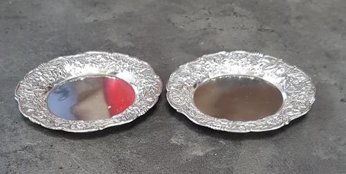 Pair of S Kirk & Son American Sterling Silver Butter Pats (1 of 4)