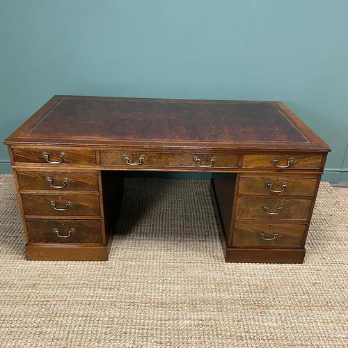 Large Quality Antique Mahogany Pedestal Desk (1 of 8) Large Quality Antique Mahogany Pedestal Desk (1 of 8)