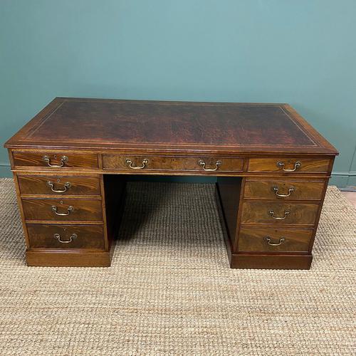 Large Quality Antique Mahogany Pedestal Desk (1 of 8)