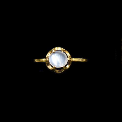 Vintage Moonstone Round Buttercup 18ct 18k Yellow Gold Ring (1 of 9) Vintage Moonstone Round Buttercup 18ct 18k Yellow Gold Ring (1 of 9)