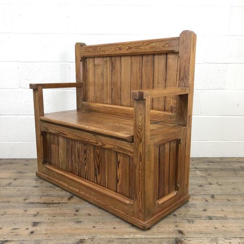 Rustic Pitch Pine Settle Bench (1 of 9) Rustic Pitch Pine Settle Bench (1 of 9)