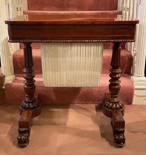 Gillows: Mahogany Work / Sewing Table 1825-1835 (1 of 7)