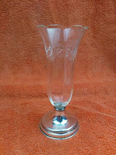 Antique Sterling Silver Hallmarked Glass Vase - Arthur Willmore Pennington, Birmingham 1905 (1 of 9) Antique Sterling Silver Hallmarked Glass Vase - Arthur Willmore Pennington, Birmingham 1905 (1 of 9)