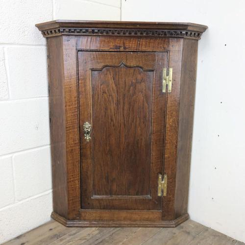 Antique Oak Corner Cupboard (1 of 10)