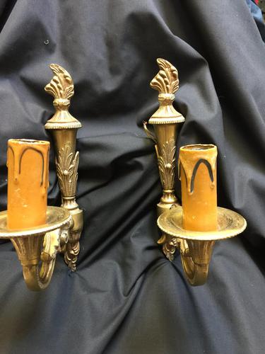 Pair of French Single Light Decorative Wall-lights (1 of 4) Pair of French Single Light Decorative Wall-lights (1 of 4)