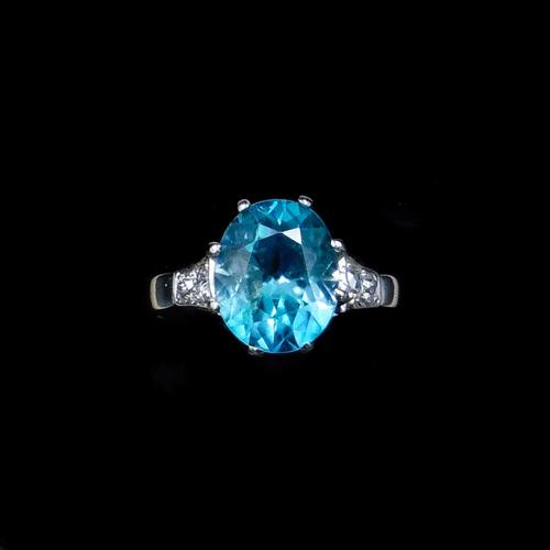 French Blue Zircon & Diamond Platinum & 18ct Gold Solitaire Ring (1 of 10) French Blue Zircon & Diamond Platinum & 18ct Gold Solitaire Ring (1 of 10)