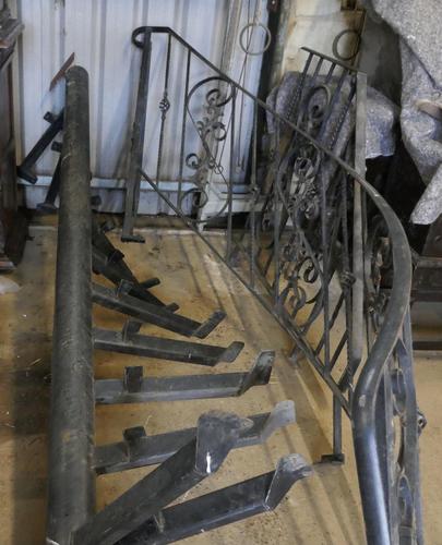 Unused Space Saver Iron Spiral Staircase with Hand Rails (1 of 12)