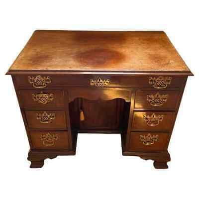 Georgian Ladies Kneehole Dressing Table (1 of 6)