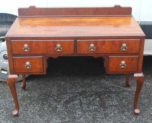 1940s Mahogny Pedestal Desk on Cab Legs '1 Piece' (1 of 4) 1940s Mahogny Pedestal Desk on Cab Legs '1 Piece' (1 of 4)
