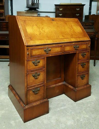 Georgian Style Walnut Bureau (1 of 10)