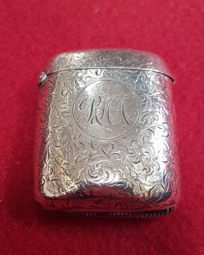 Large Sterling Silver Vesta Case (1 of 3)