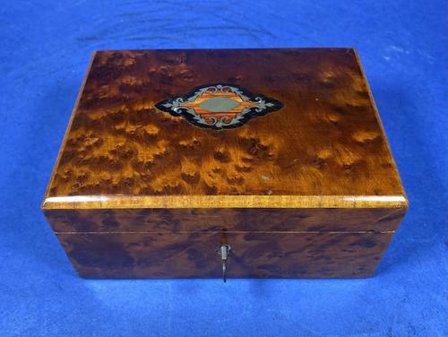 Victorian French Burr Cedar Jewellery Box with Original Interior (1 of 9) Victorian French Burr Cedar Jewellery Box with Original Interior (1 of 9)