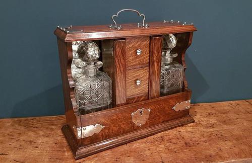 Superb Polished Oak Two Bottle Three Drawer Tantalus (1 of 5)