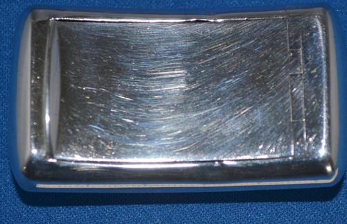 GIII curved silver rectangular snuff-box (1 of 7)