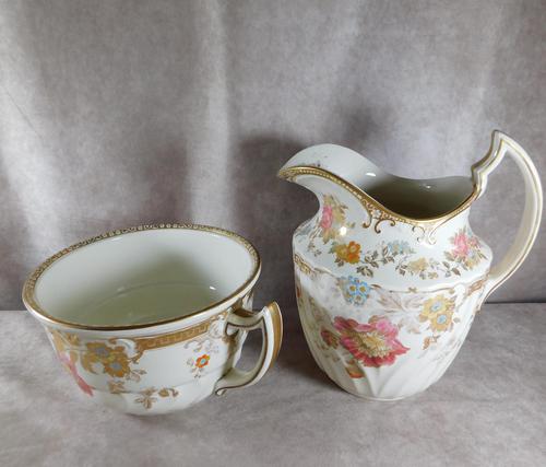 Wedgwood Chamber Pot & Toilet Jug (1 of 7) Wedgwood Chamber Pot & Toilet Jug (1 of 7)