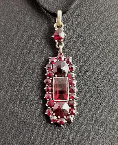 Antique Art Nouveau Bohemian Garnet Pendant (1 of 12)