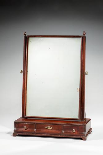Mid 18th Century Mahogany Dressing Mirror (1 of 3) Mid 18th Century Mahogany Dressing Mirror (1 of 3)
