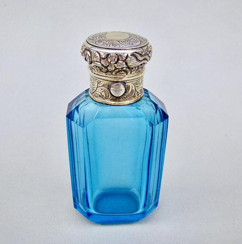 Fabulous Victorian Silver Gilt Turquoise Glass Scent Bottle c.1850 (1 of 9)