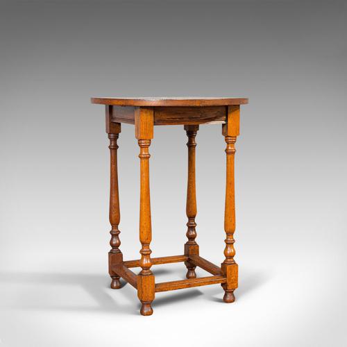 Antique Circular Occasional Table, English, Oak, Side, Lamp, Edwardian, C.1910 (1 of 12) Antique Circular Occasional Table, English, Oak, Side, Lamp, Edwardian, C.1910 (1 of 12)