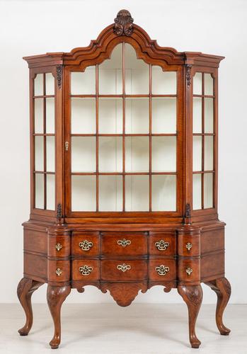 Superb Walnut Dutch Display Cabinet (1 of 11) Superb Walnut Dutch Display Cabinet (1 of 11)