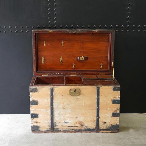 Royal Naval Officers Trunk (1 of 12)