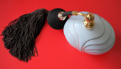 A Stunning Vintage Marcel Frank Porcelain French Atomiser - Collectable - (1 of 13) A Stunning Vintage Marcel Frank Porcelain French Atomiser - Collectable - (1 of 13)