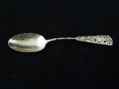 3 x 19thC Chinese Solid Silver Teaspoons with Different Designs - Qing Dynasty. (1 of 12)