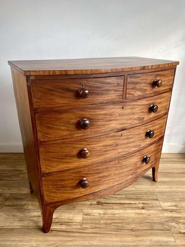 Antique Georgian Bow Fronted Chest Of Drawers (1 of 13)