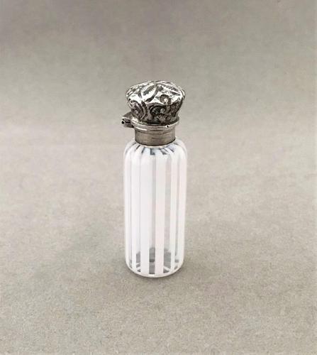 Gorgeous Silver Mounted Candy Stripe Scent Bottle (1 of 5)